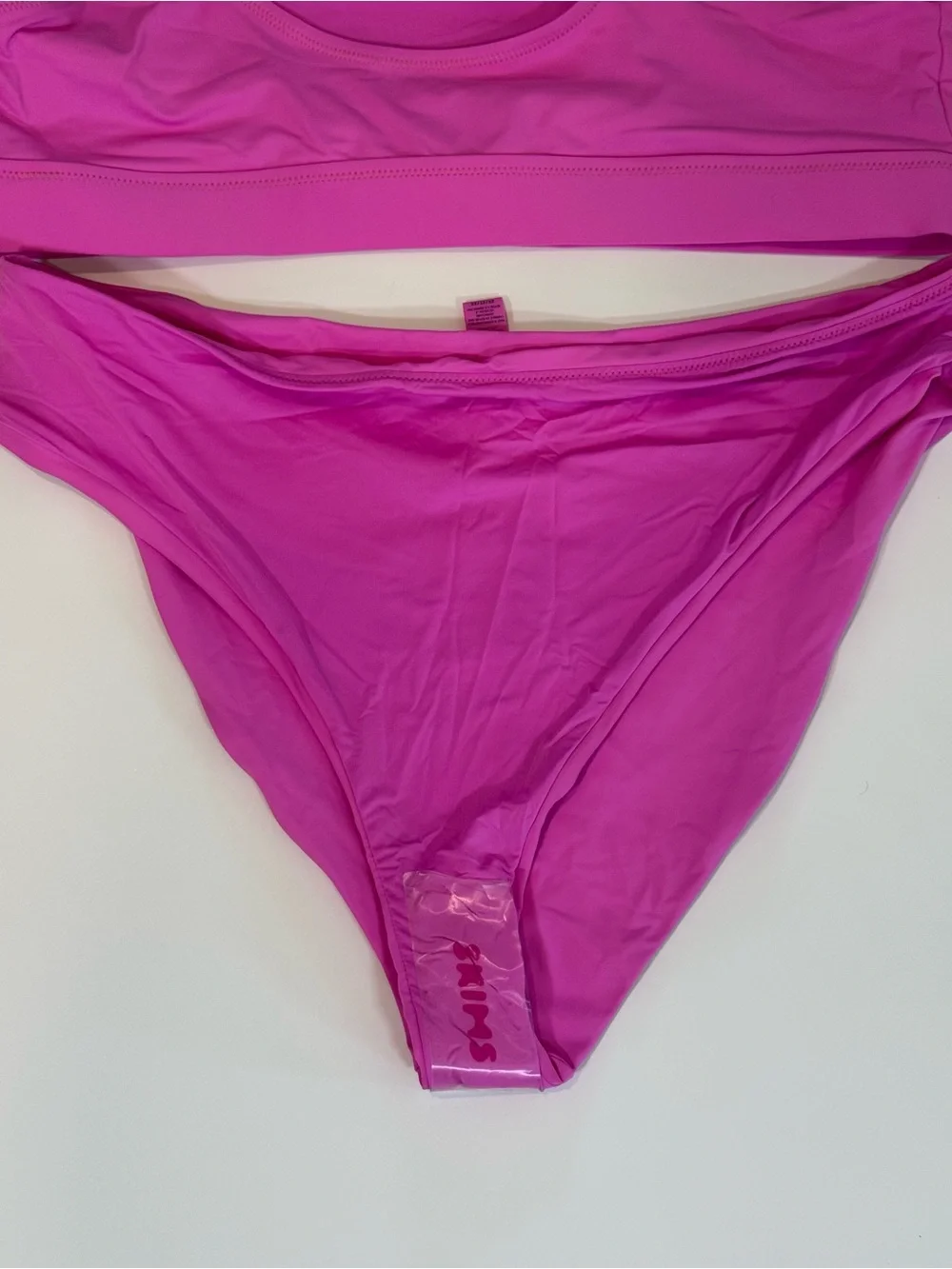 NWT SKIMS Two Piece Bikini in Neon Orchid Size 2X